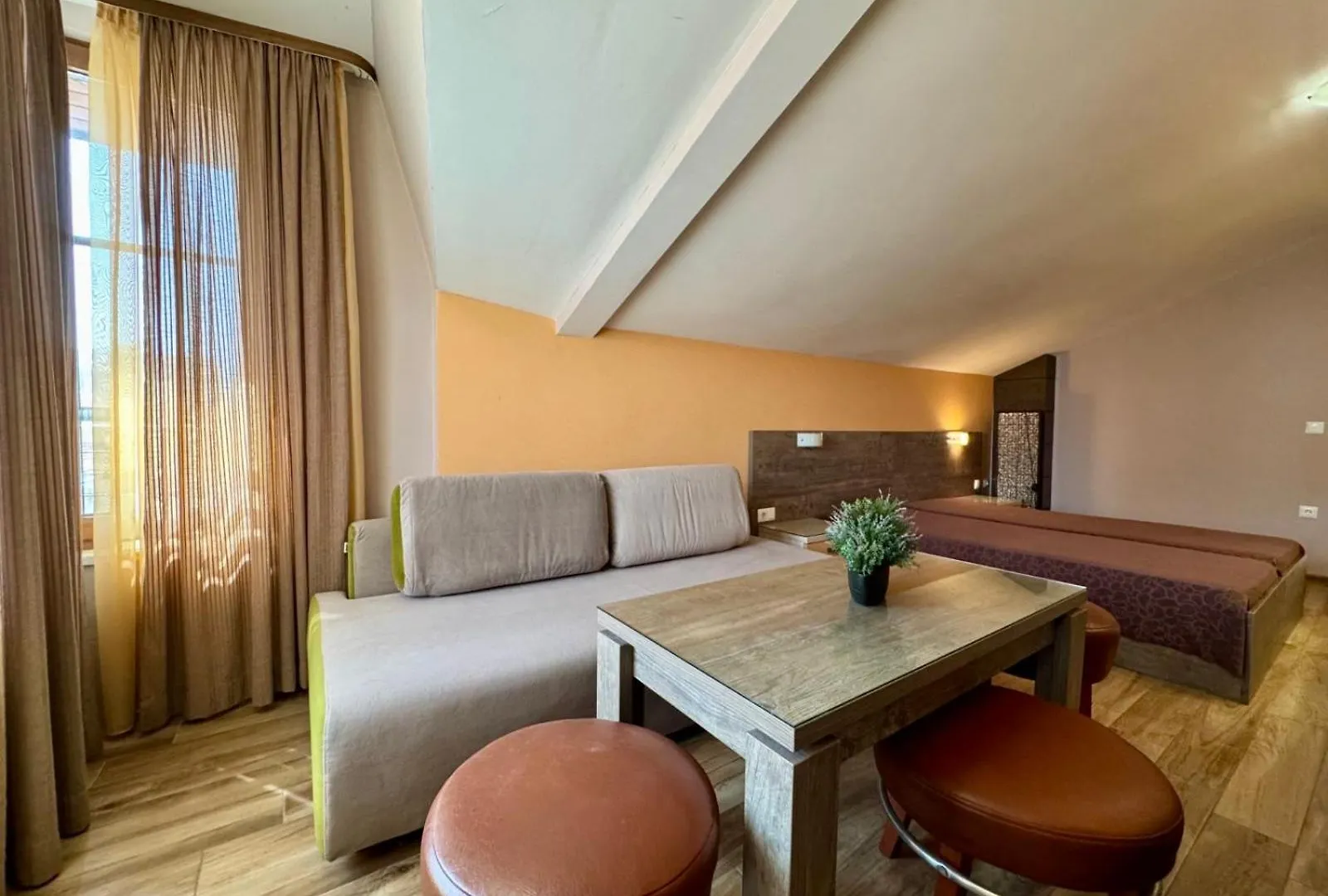 Guest house Къща За Гости Роси Pomorie Bulgaria